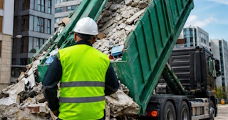 Вывоз строительного мусора в Белореченске: услуги лицензированной компании — ПроМусор